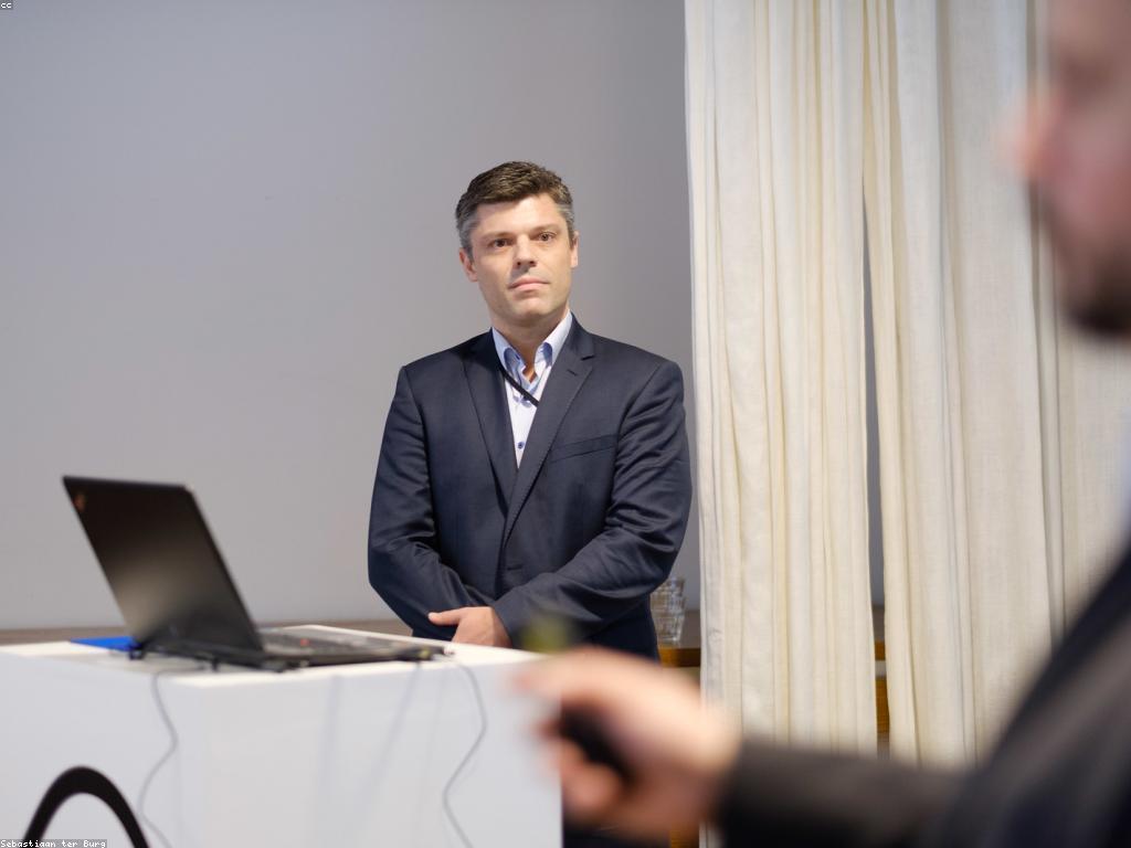 យុទ្ធសាស្រ្តសម្រាប់ការវិភ析លទ្ធផល